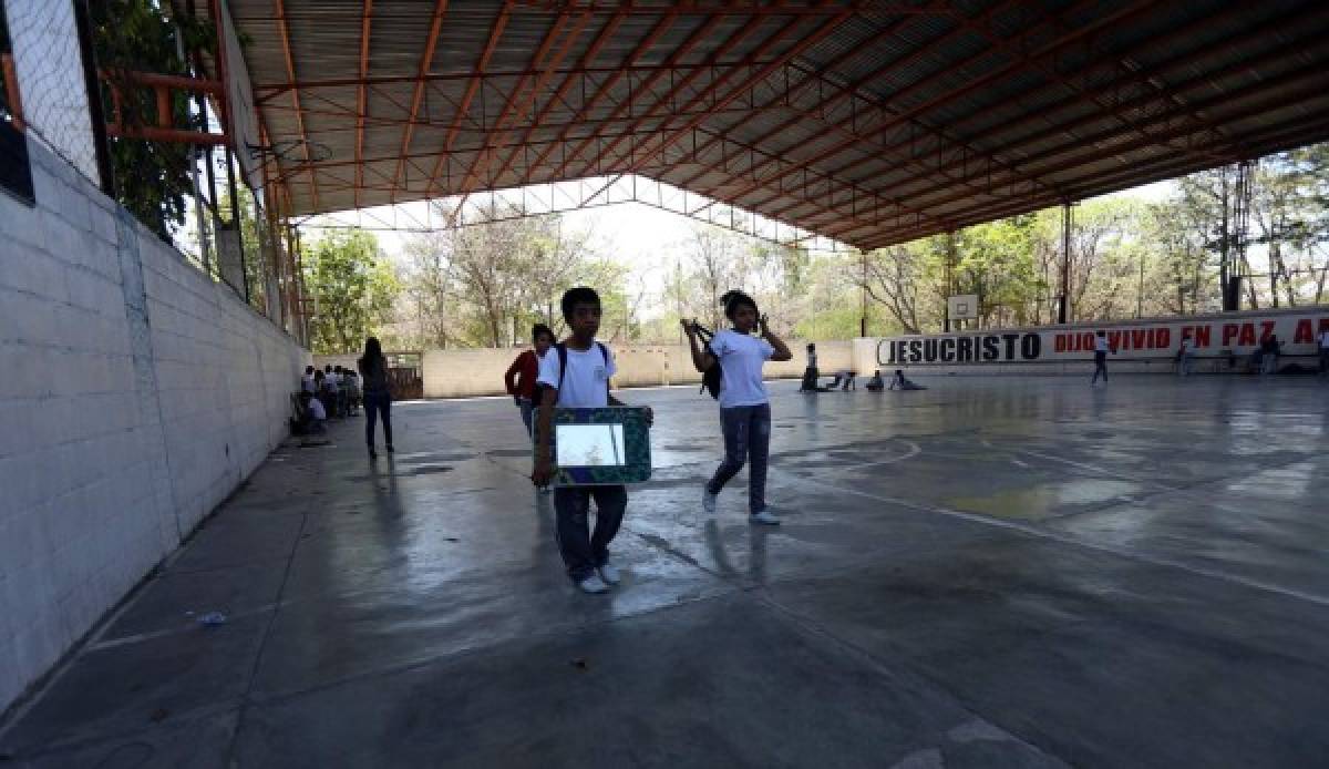 Recorrido por el colegio más longevo de Honduras: Instituto Central Vicente Cáceres