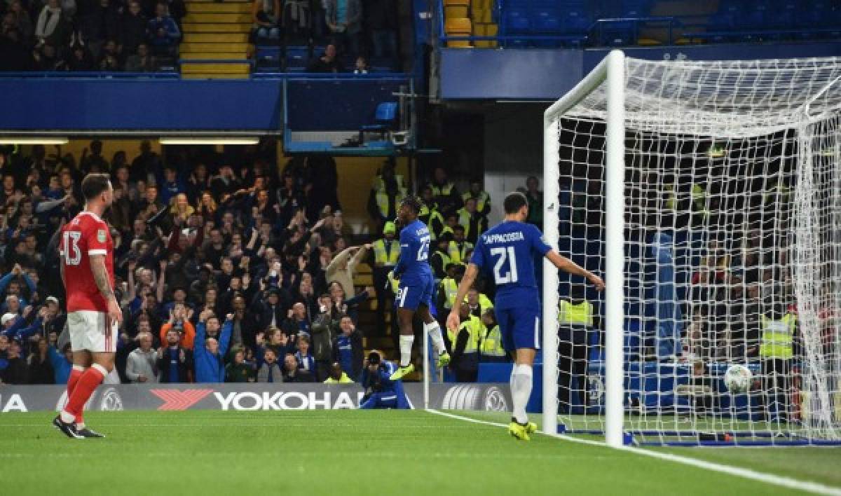 FIFA investiga al Chelsea por fichajes de menores extranjeros