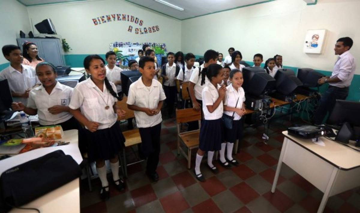 Los niños de la Escuela Esteban Mendoza son educados para proteger el ambiente