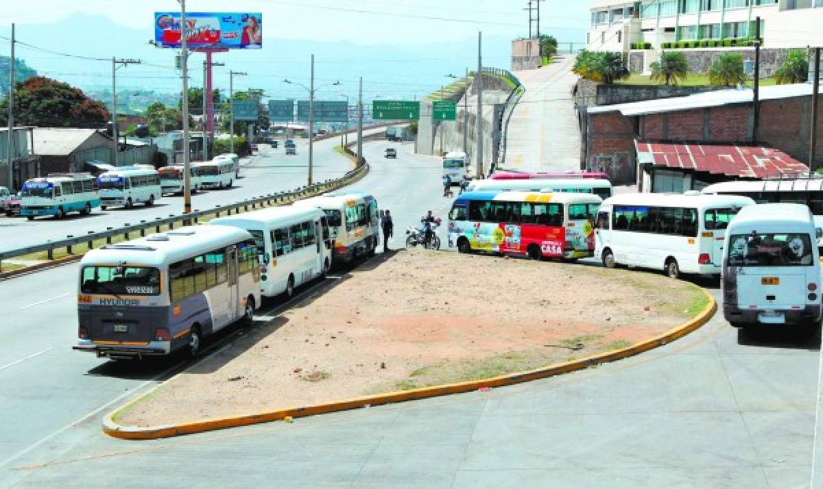 Por inseguridad, transportistas comienzan a abandonar el rubro