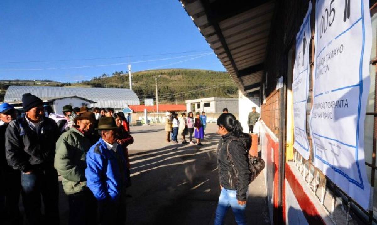 Las mesas electorales fueron abiertas desde las 7:00 AM (Foto: Agencia AFP)