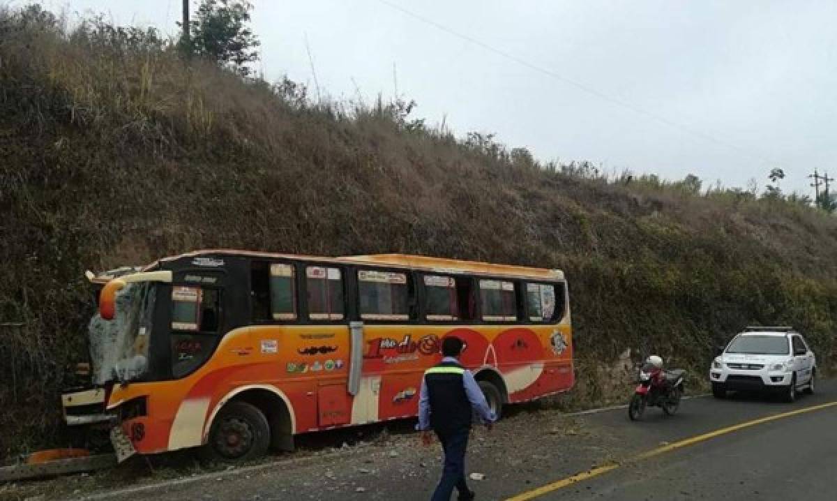 Mueren 11 turistas en accidente en Caribe mexicano