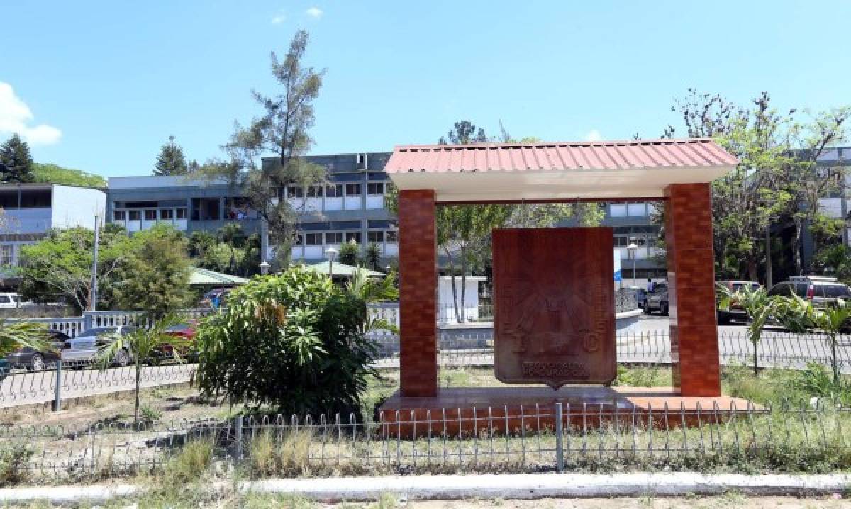 Recorrido por el colegio más longevo de Honduras: Instituto Central Vicente Cáceres