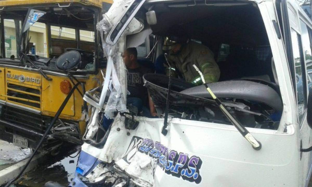 Honduras: Accidente vial deja al menos una persona muerta y siete heridas