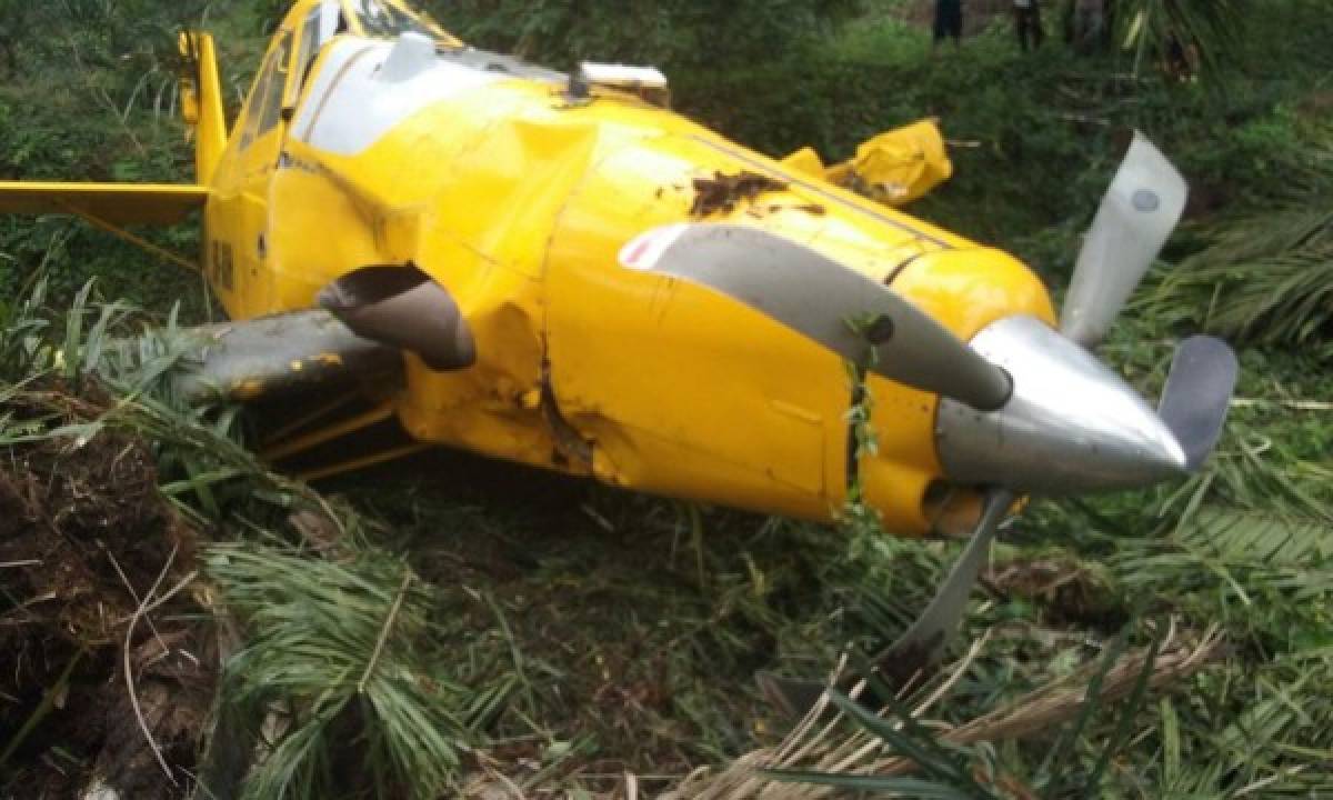 Avioneta fumigadora se accidenta en campo bananero de El Progreso, Yoro