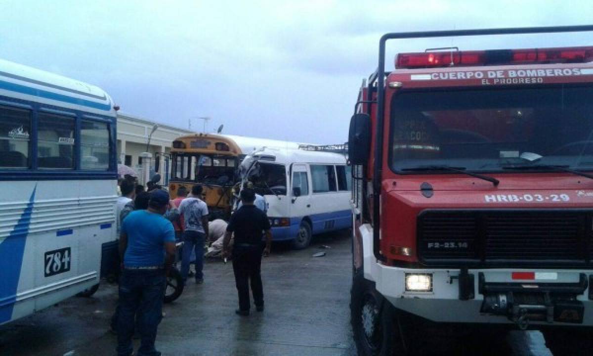 Honduras: Accidente vial deja al menos una persona muerta y siete heridas