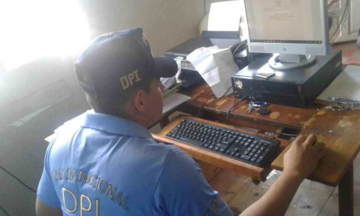 Desmantela red de falsificadores de documentos en Comayagua