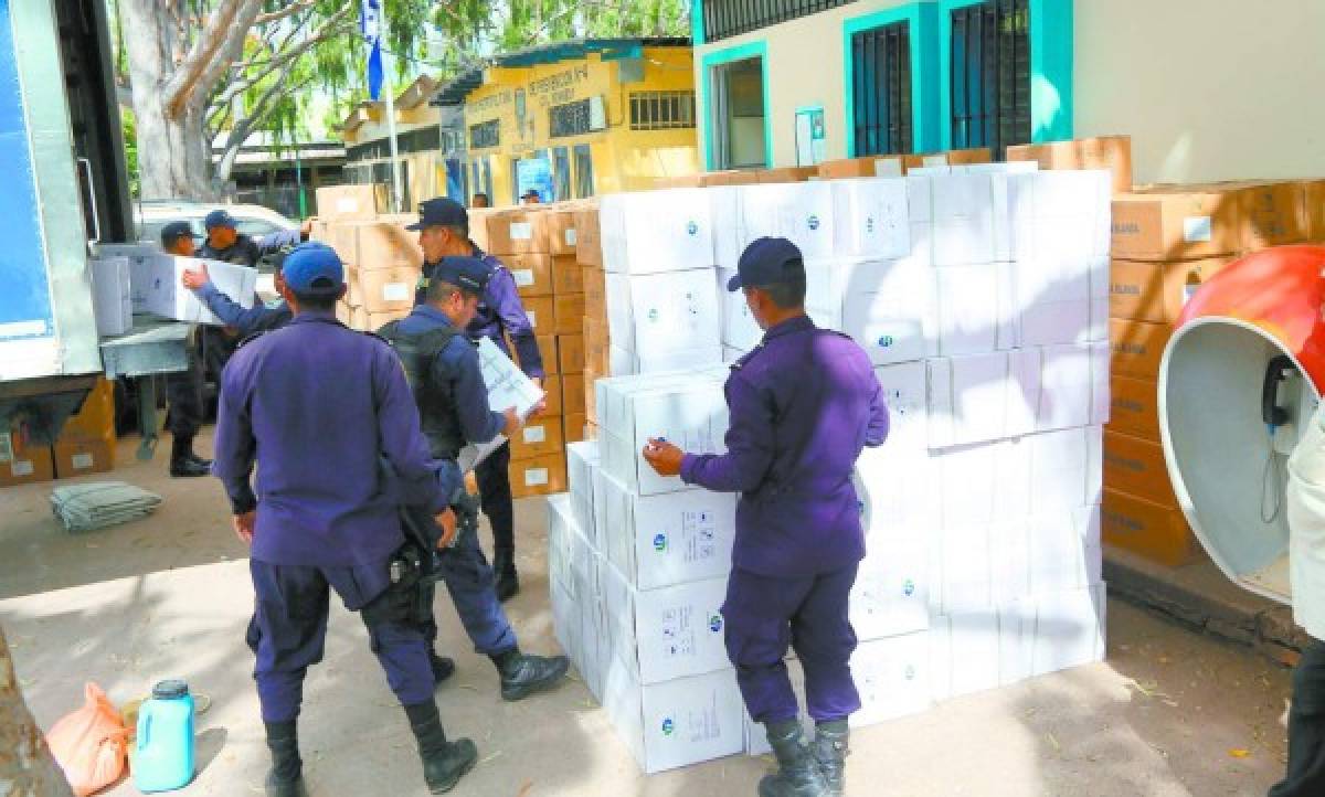 Decomisan más de 600 cajas de medicamentos en una Iglesia