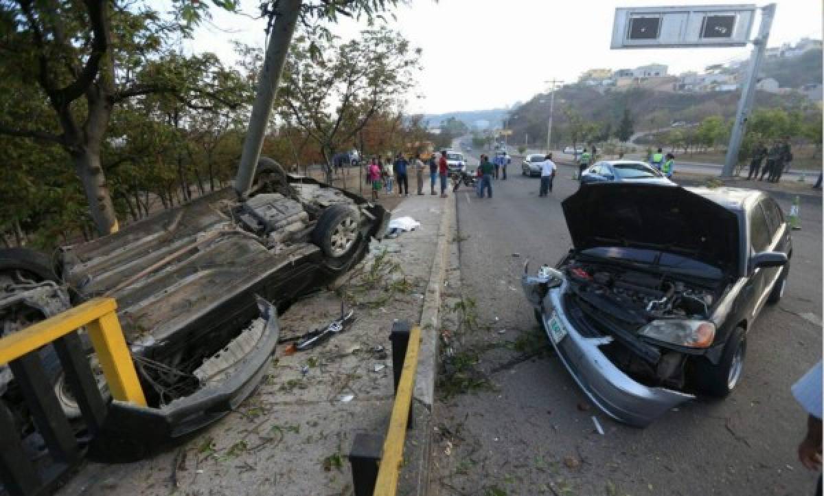 Un muerto y varios heridos en fatal accidente en el anillo periférico