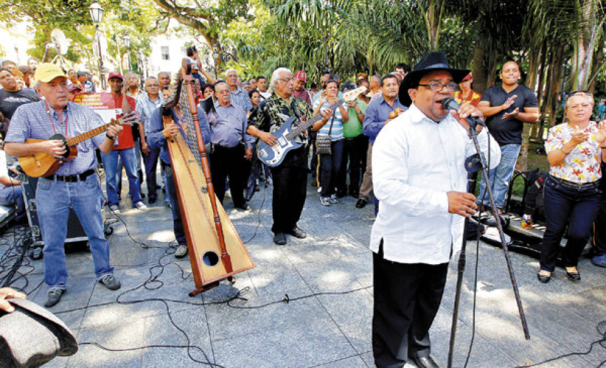 Chávez profundizará su intervención socialista