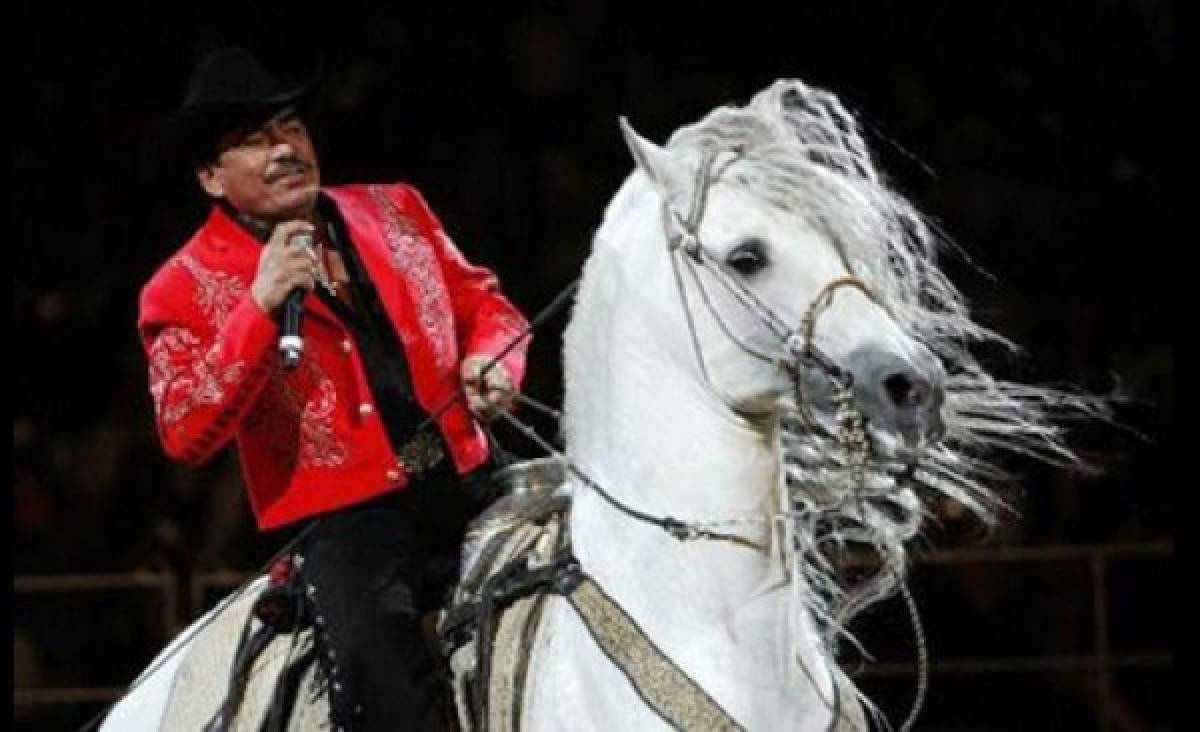 Caballo de Joan Sebastian murió cinco días antes él