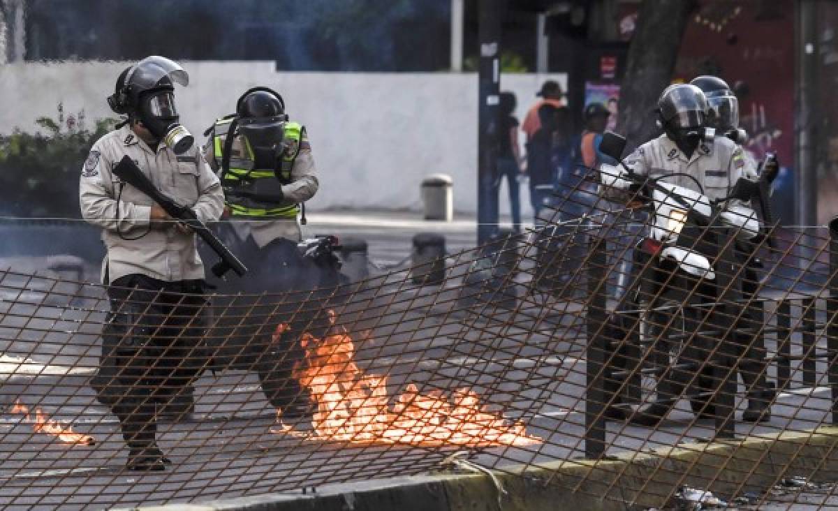 El papa Francisco reclama el fin de la violencia en Venezuela  