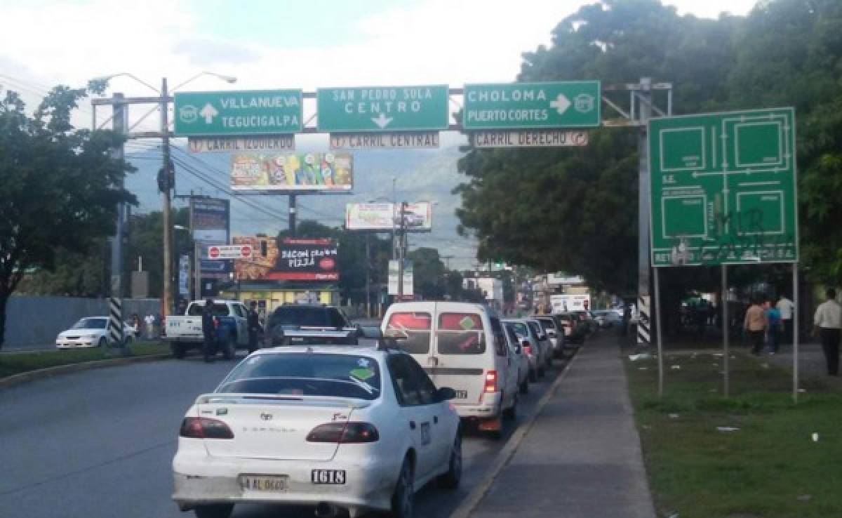 Imágenes del paro de transporte nacional de este martes