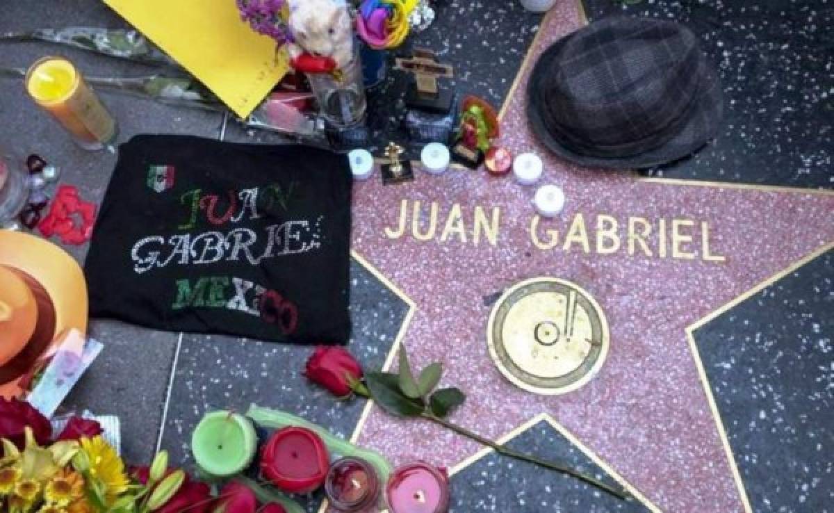 En el fondo del mar descansarán los restos de Juan Gabriel