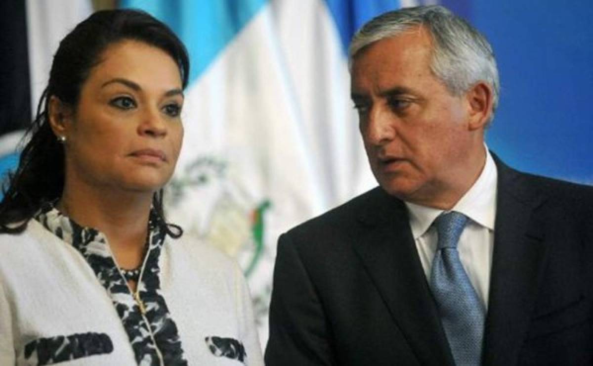 Expropian helicópteros a exgobernantes guatemaltecos acusados de corrupción 