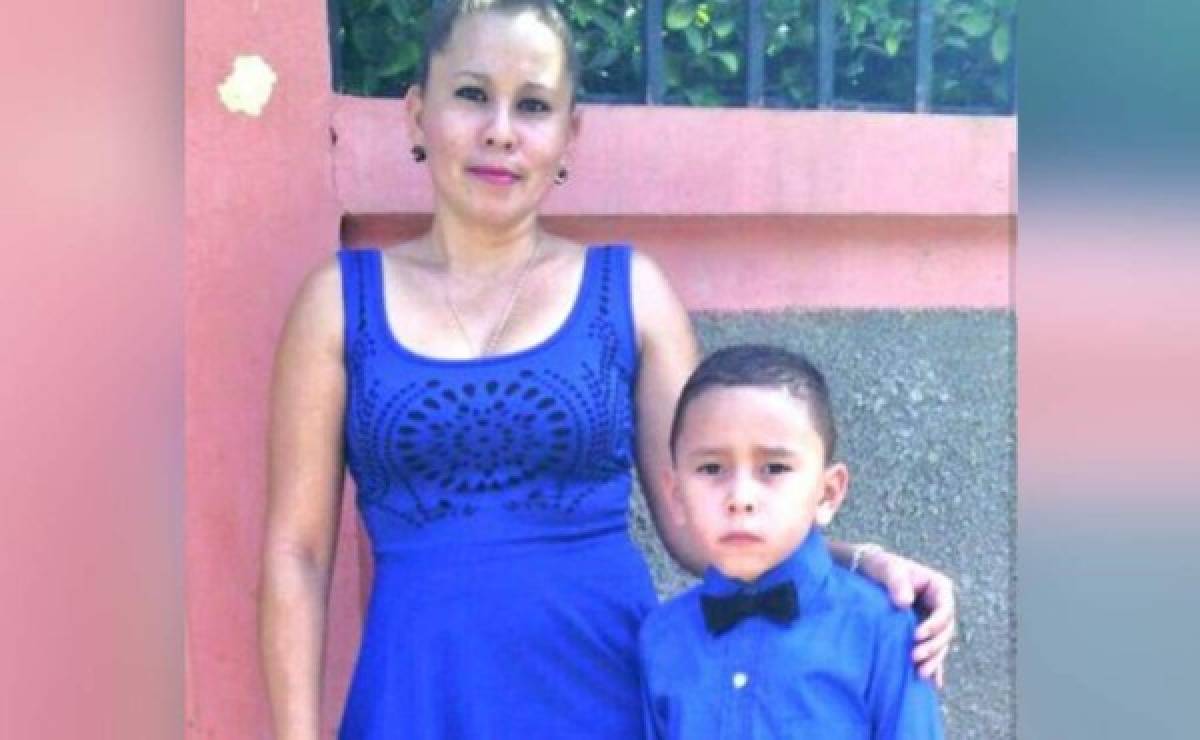 Las víctimas son Gabriela Alejandra Montes López (29) y su vástago Melvin Miguel Castillo Montes (6 años), informó la Policía Nacional de la zona norte.