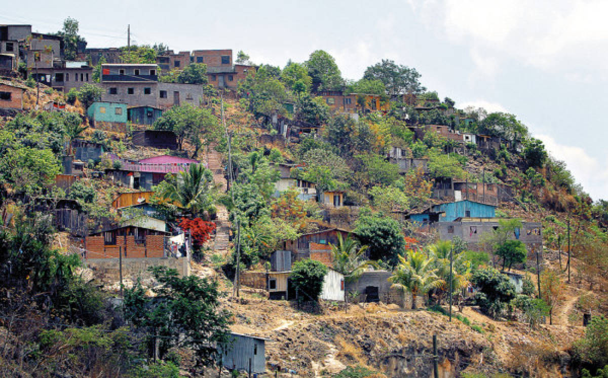 Al menos seis invasiones al año surgen en la capital de Honduras