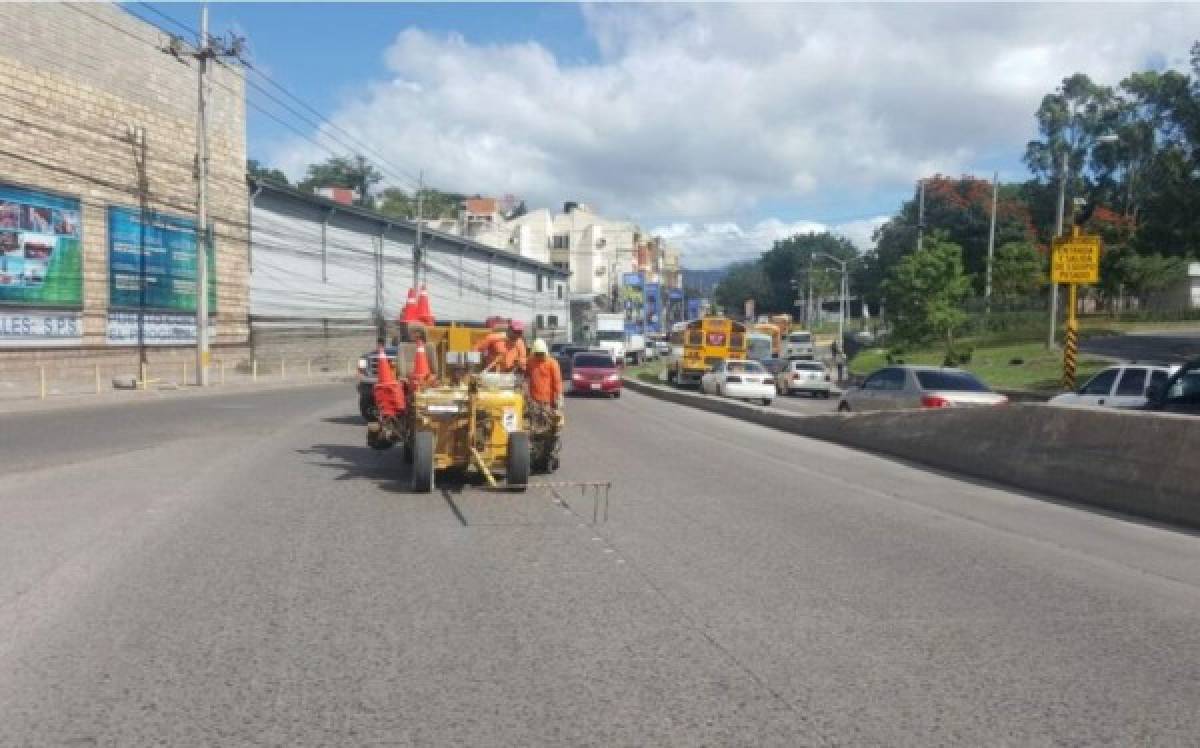 Mucho cuidado al conducir por el bulevar Comunidad Económica Europea de la capital