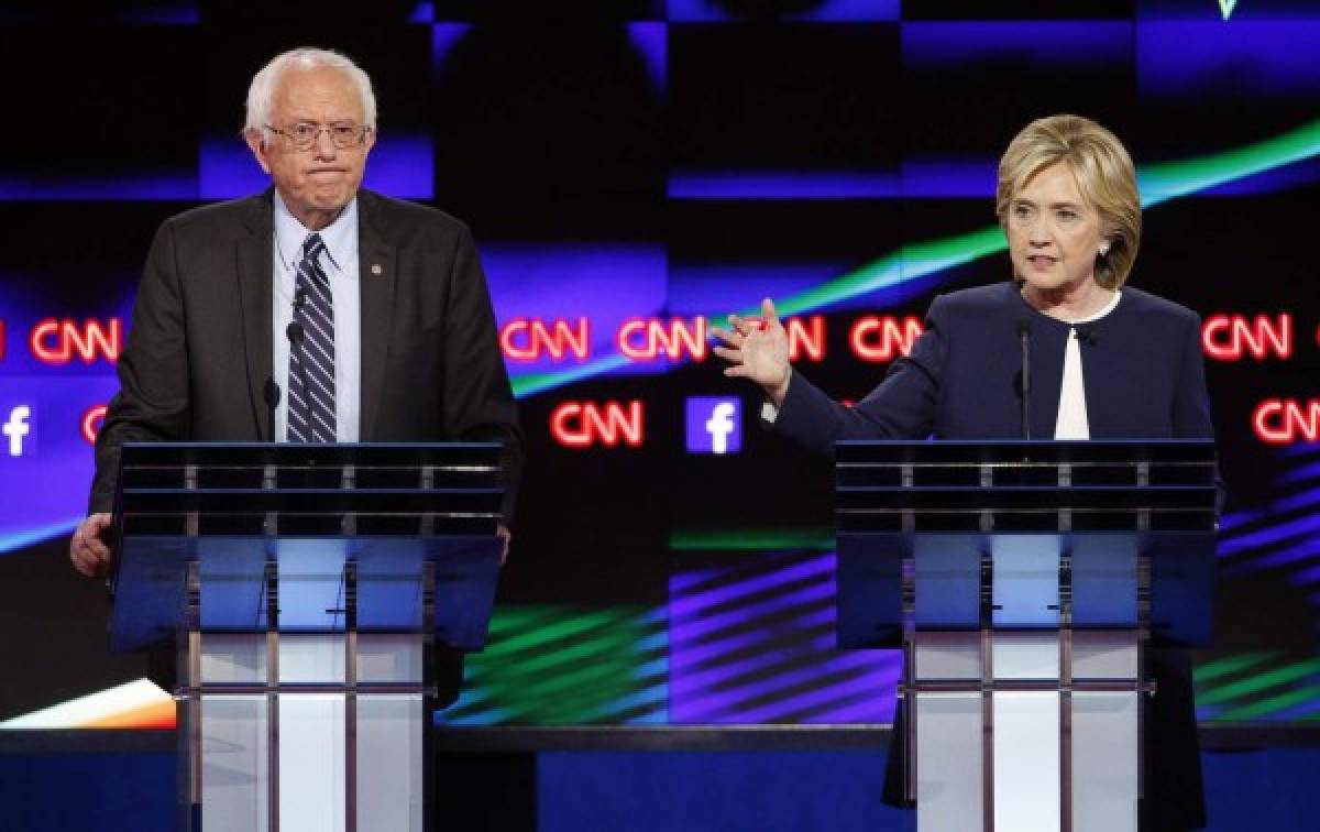 Hillary Clinton domina primer debate de los demócratas