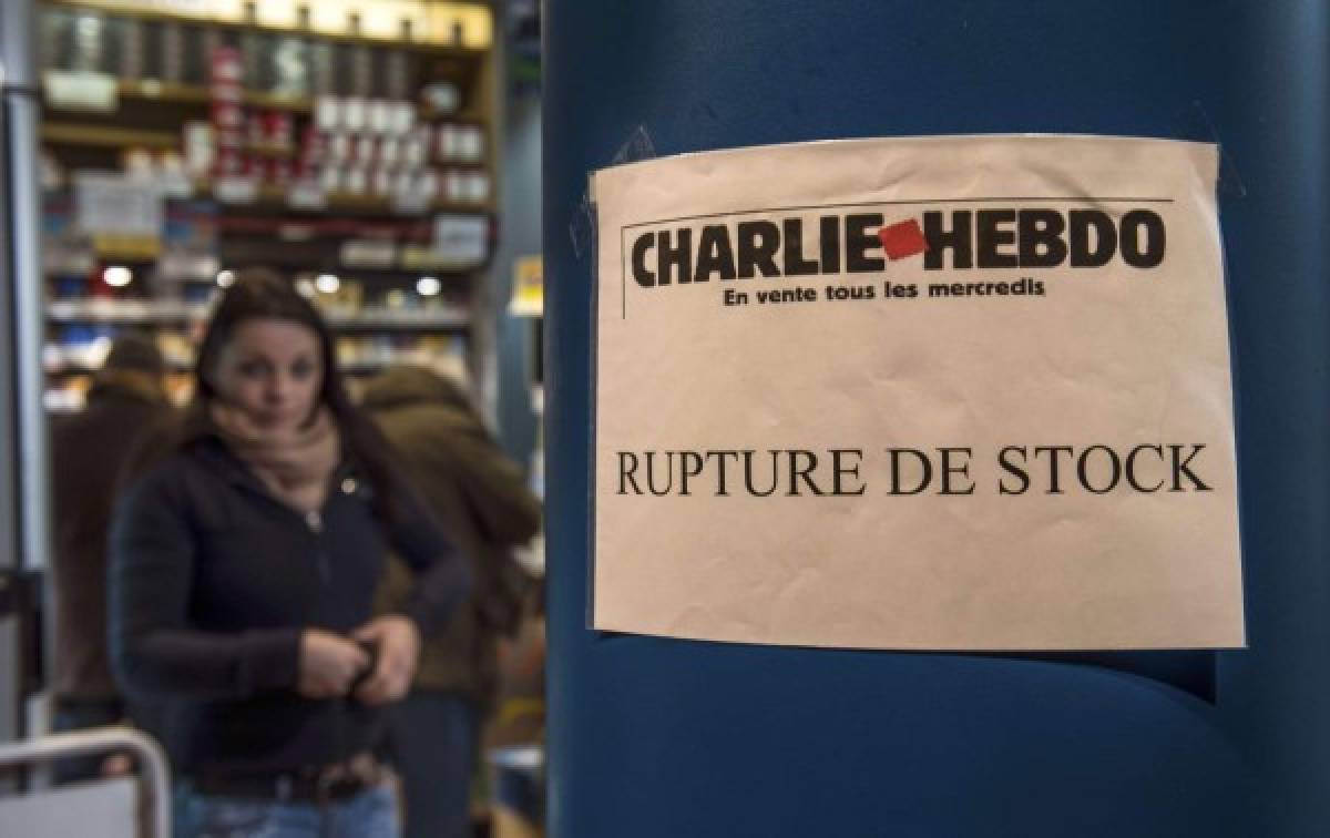 Agotada primera edición de Charlie Hebdo tras atentado