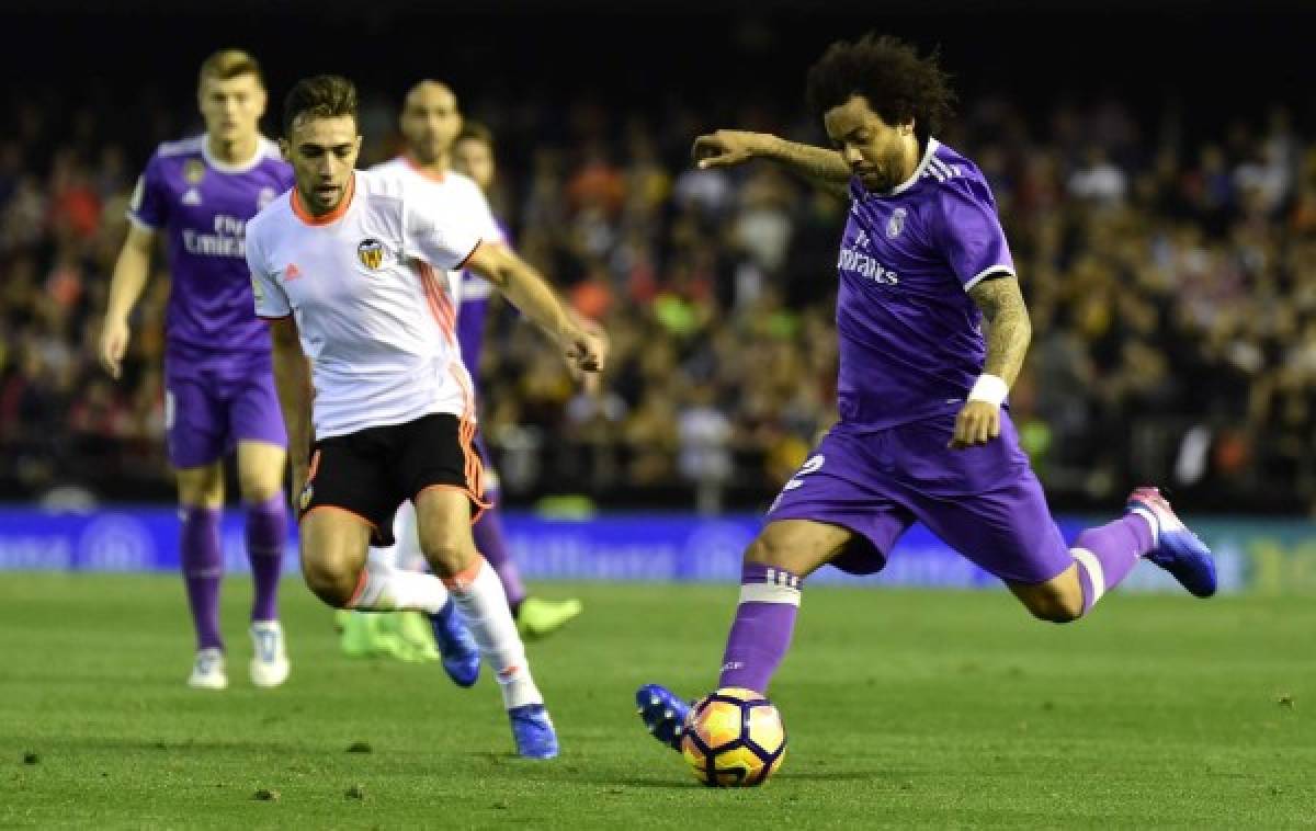 Valencia venció 2-1 al Real Madrid en Mestalla