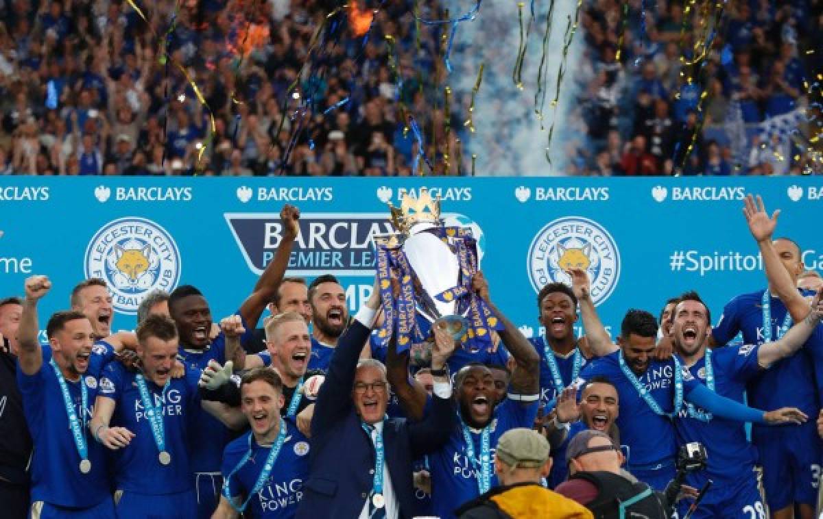 Leicester festeja con triunfo su histórico título de Premier League