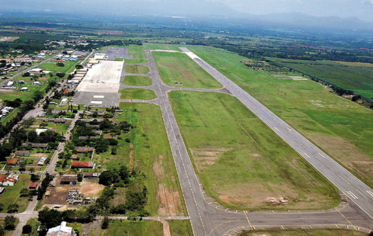 Honduras: Tarifas aéreas tendrán alzas graduales hasta llegar a los 42 dólares