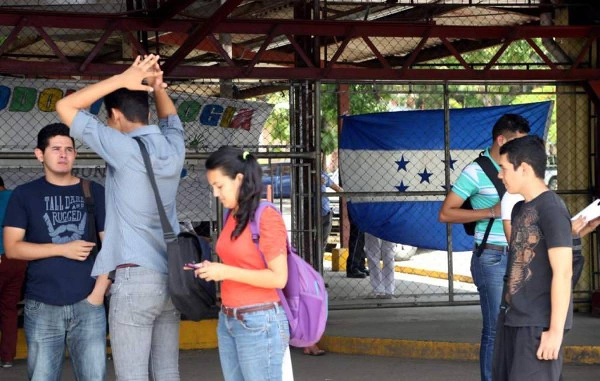 UNAH convoca a un diálogo a estudiantes en protesta