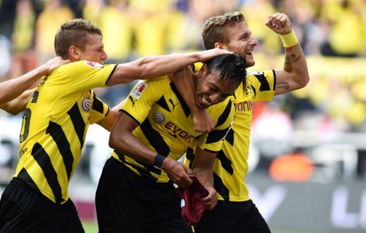 VIDEO: Aubameyang, el 'Spiderman' del Borussia