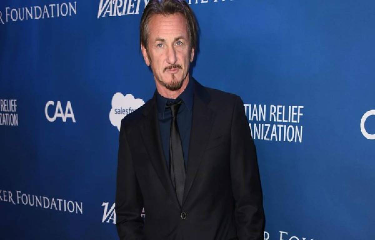 Sean Penn estrena novia 32 años menor que él