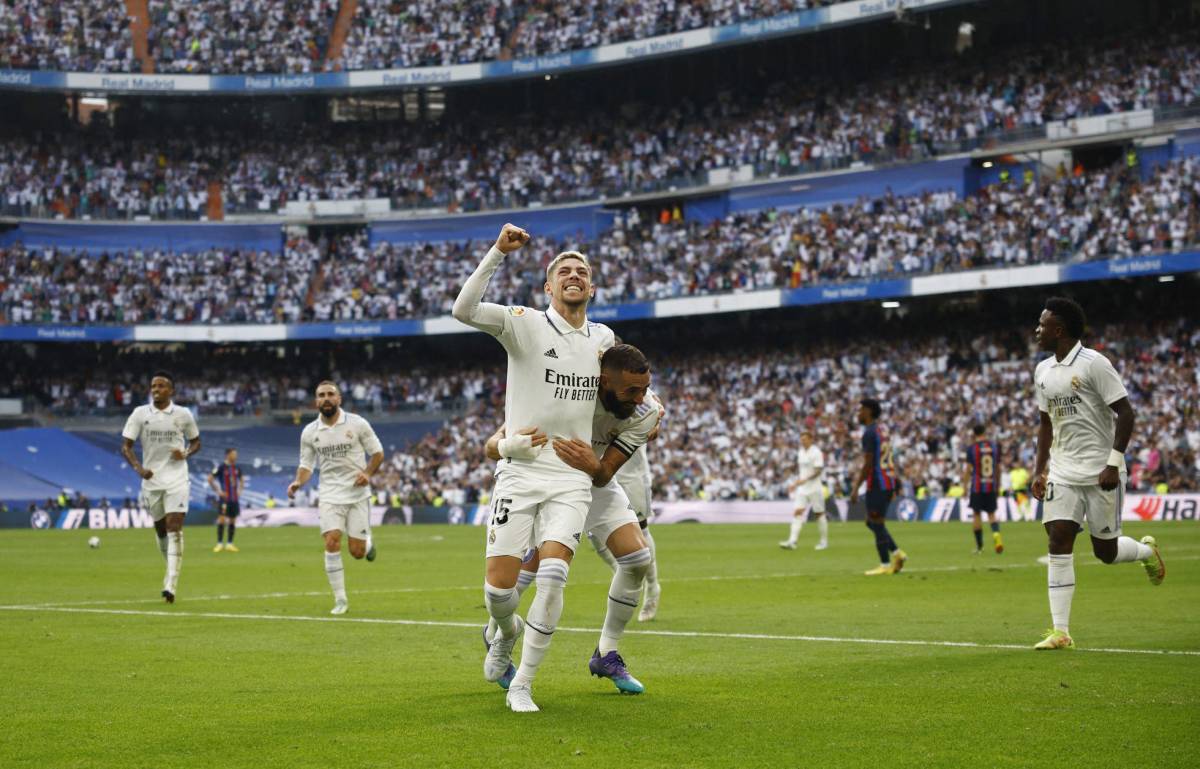 Valverde da ventaja al Real Madrid con un disparo desde fuera del área