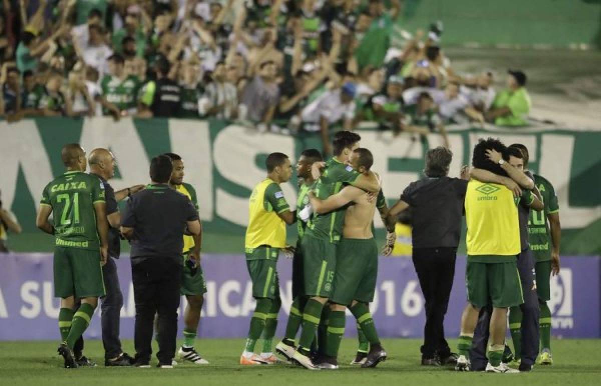 OFICIAL: ¡Chapecoense campeón de Sudamérica!