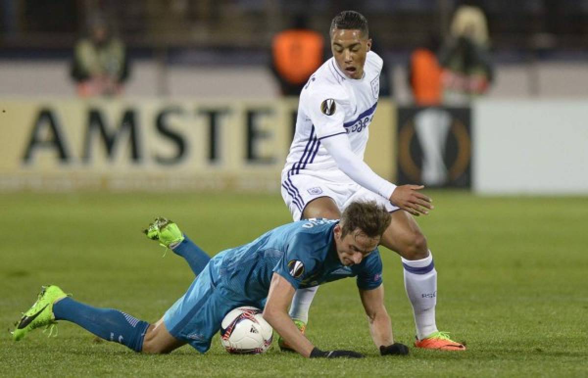 Andy Nájar y el Anderlecht avanzan a los octavos de final