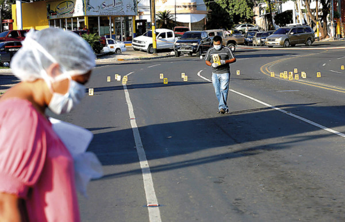 Acribillan a comerciante en bulevar Juan Pablo II