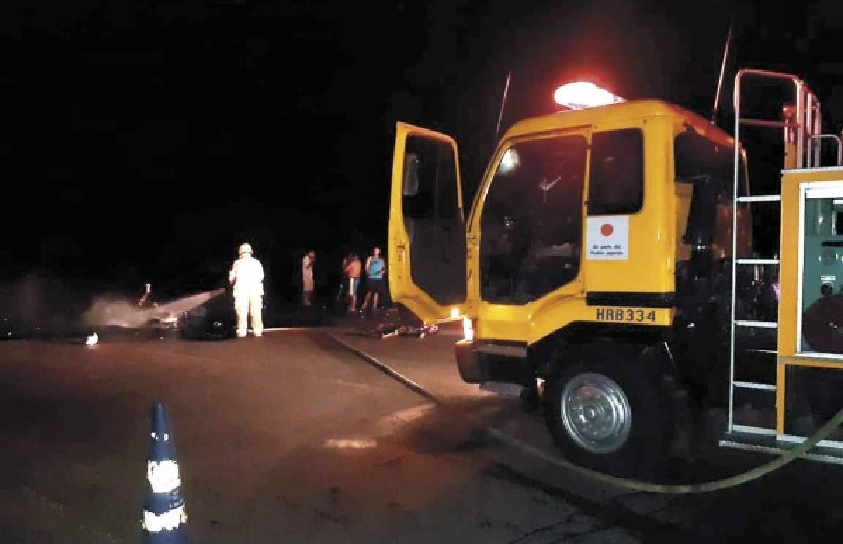 Calcinados mueren conductores de motocicletas que colisionaron