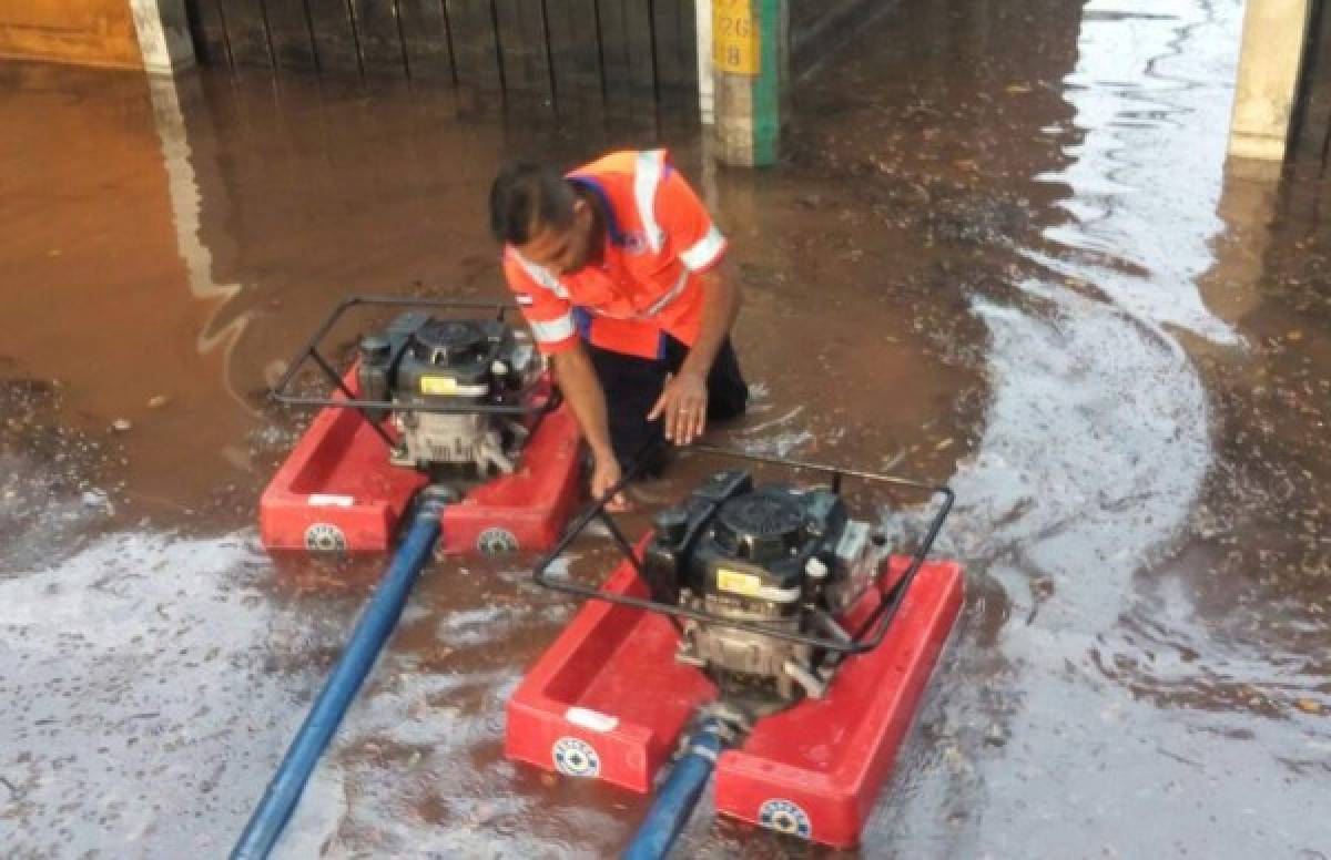 Lluvias con granizo y fuertes vientos sobre Tegucigalpa