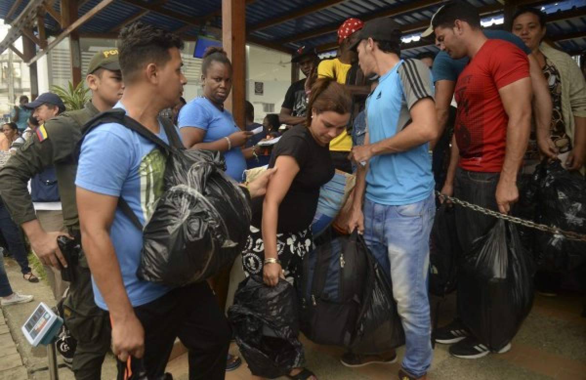 Cuba carga contra EEUU por política migratoria tras deportaciones desde Colombia  