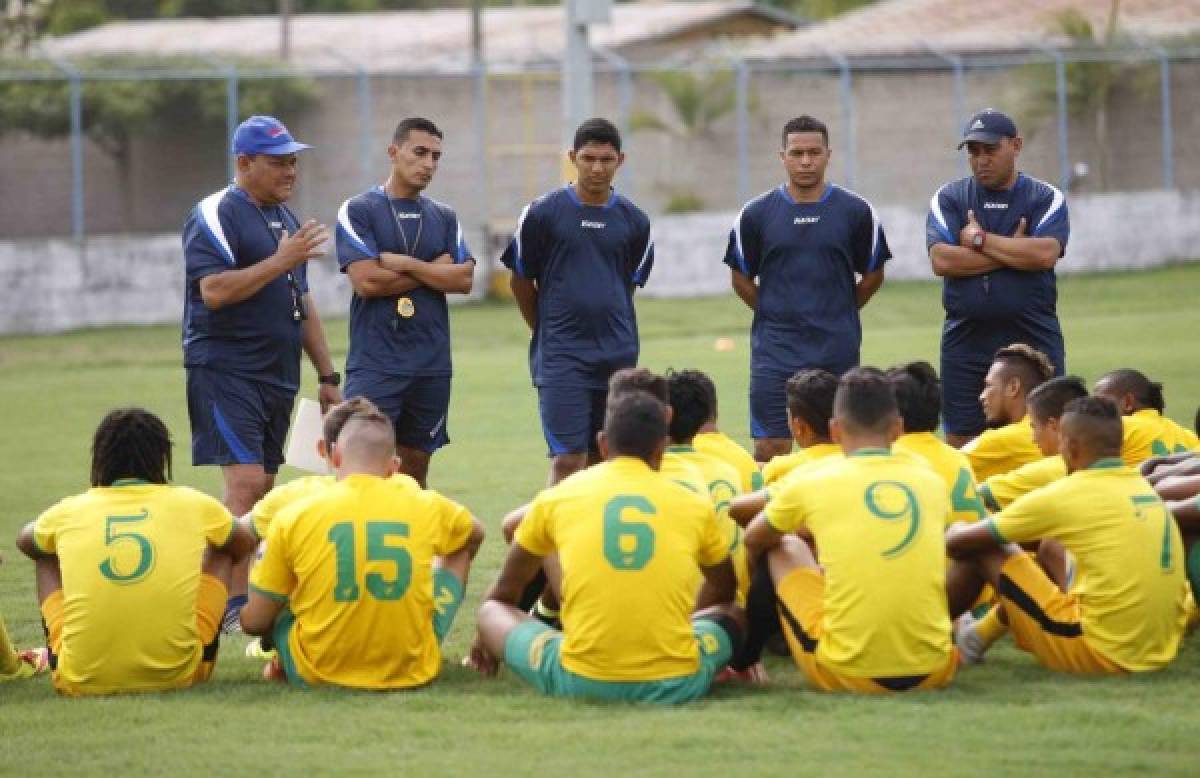 Hay 35 altas y 49 bajas a pocas horas de comenzar el Clausura