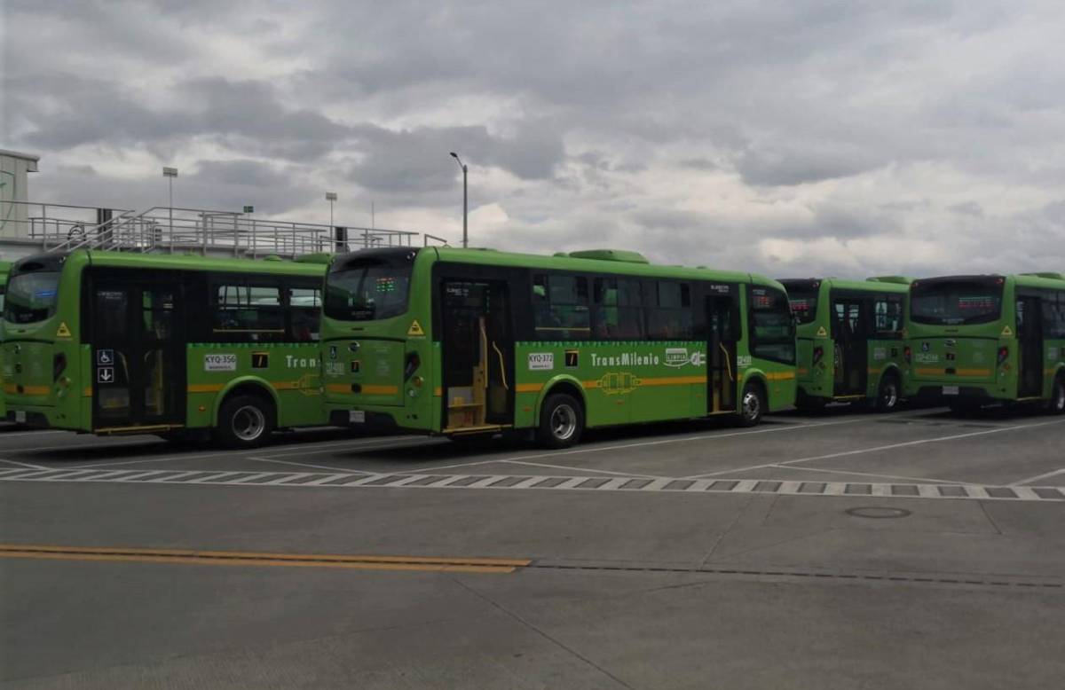 No hay condiciones en la capital para que funcionen buses eléctricos