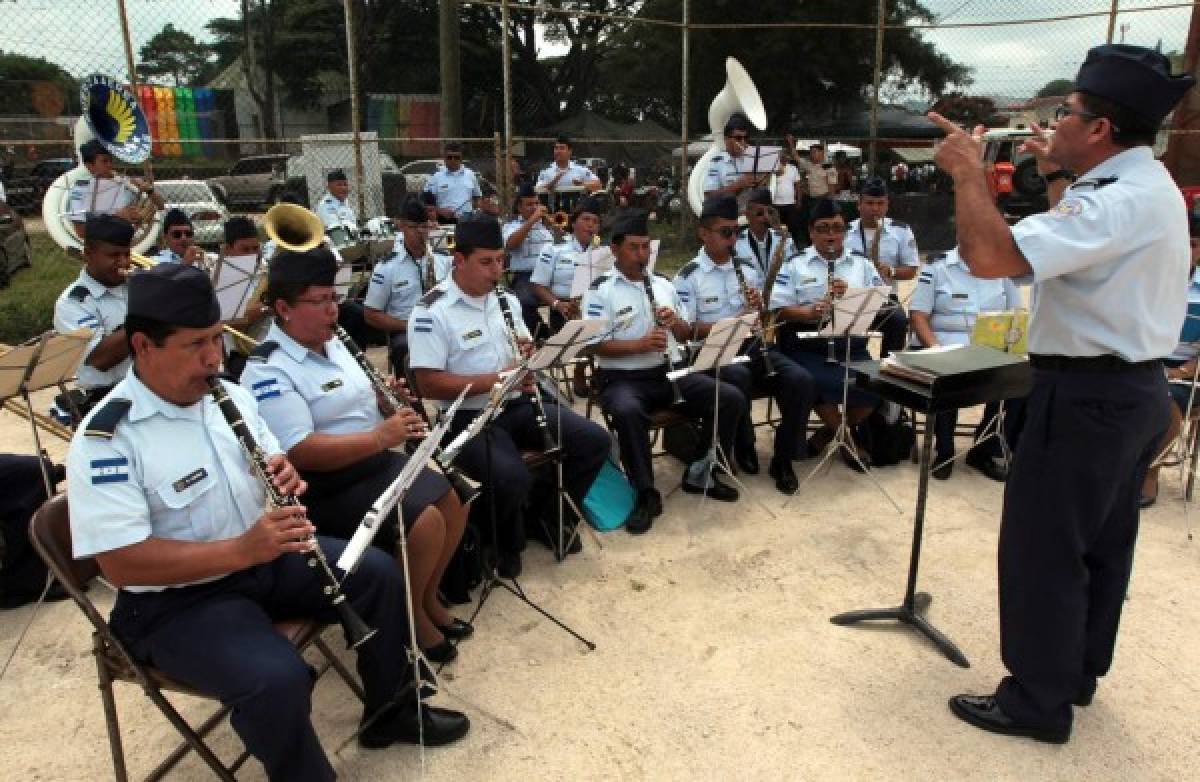 Honduras: Capitalinos conocen poderío de las FF AA