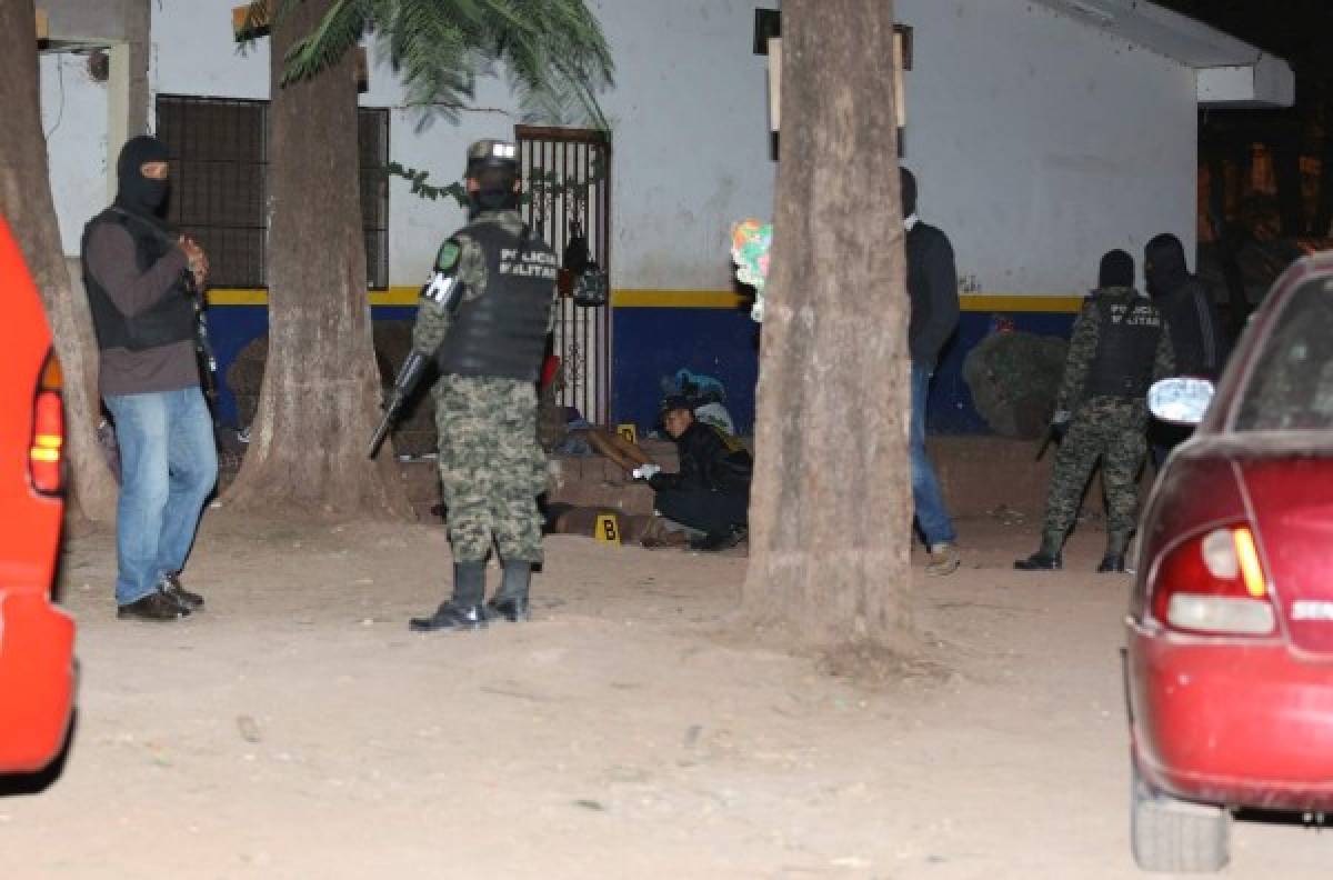 Retiran cadáveres de víctimas de masacre en el Hato de Enmedio