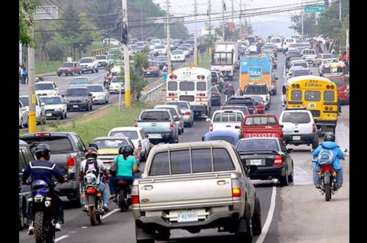 Imágenes del paro de transporte nacional de este martes