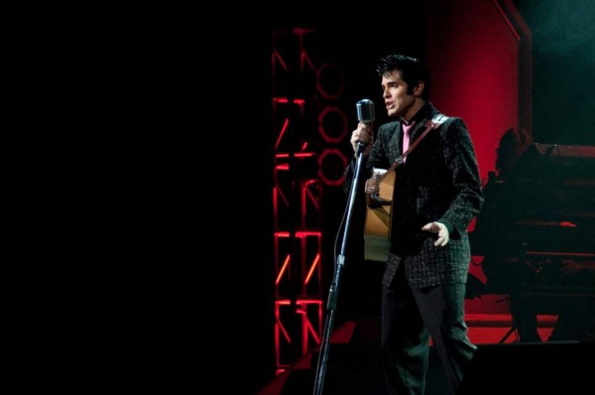 a cuatro décadas de su muerte, Elvis presley sigue siendo el Rey del rock n’ roll