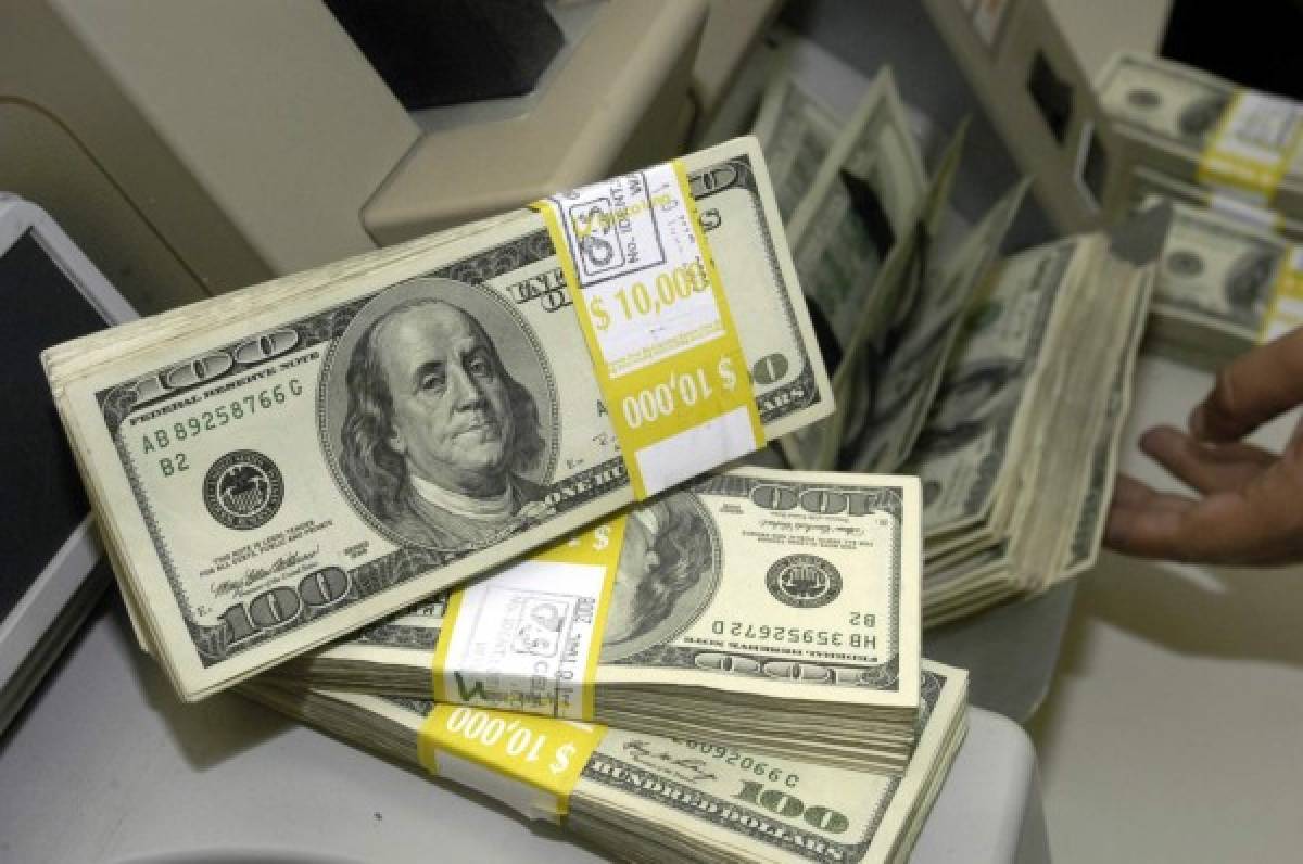 Dólar se encareció L 2 en tres años