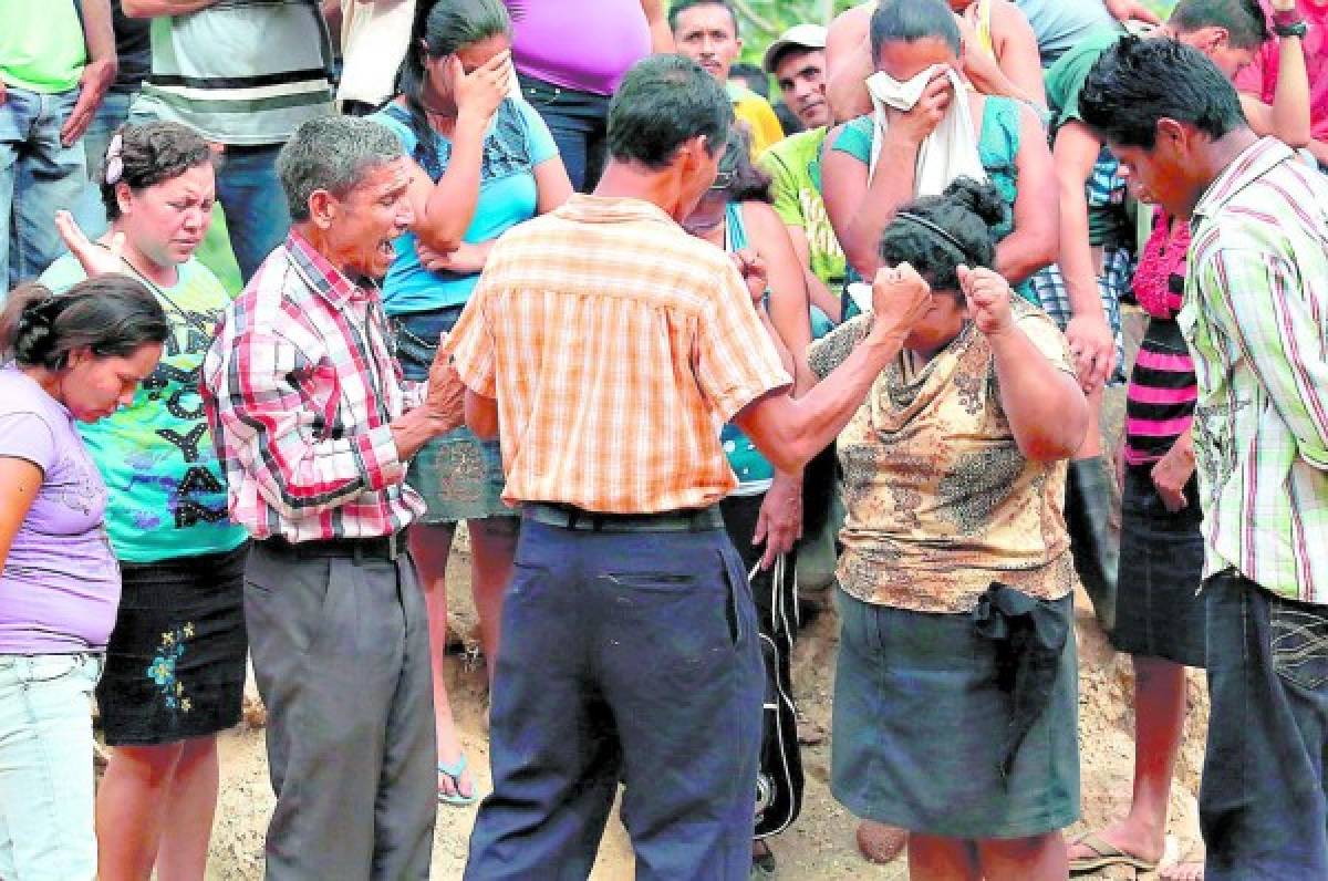 A 40 horas de la tragedia que pone en riesgo la vida de once mineros