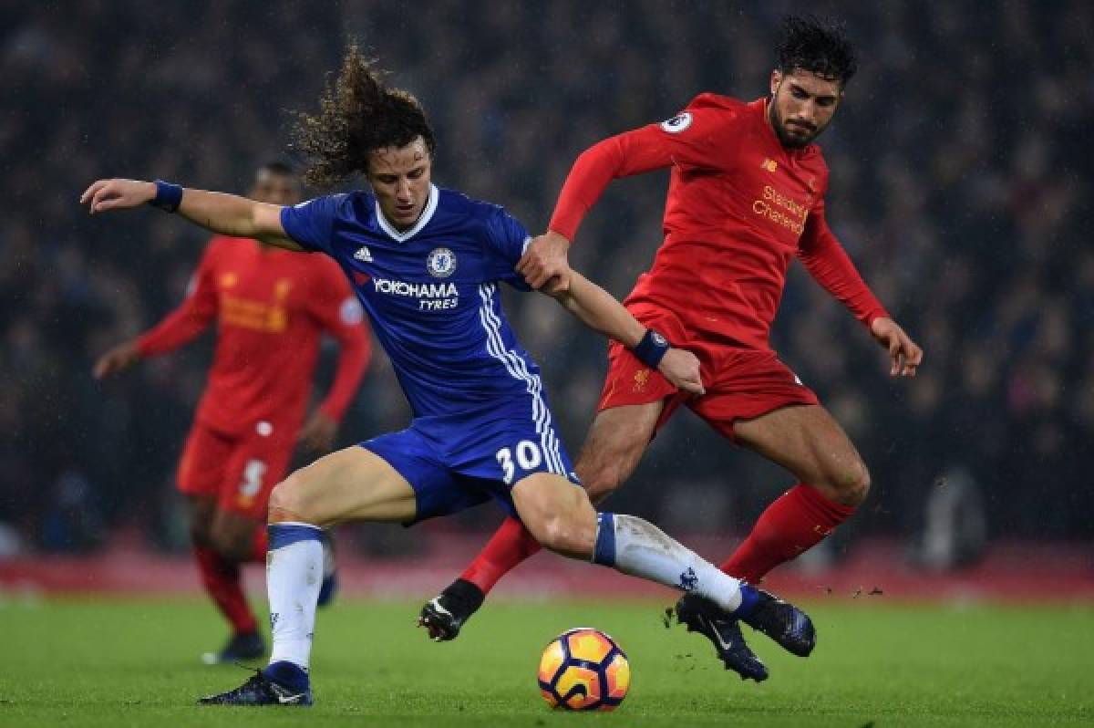 Chelsea empata en Liverpool, pero Arsenal y Tottenham no lo aprovechan