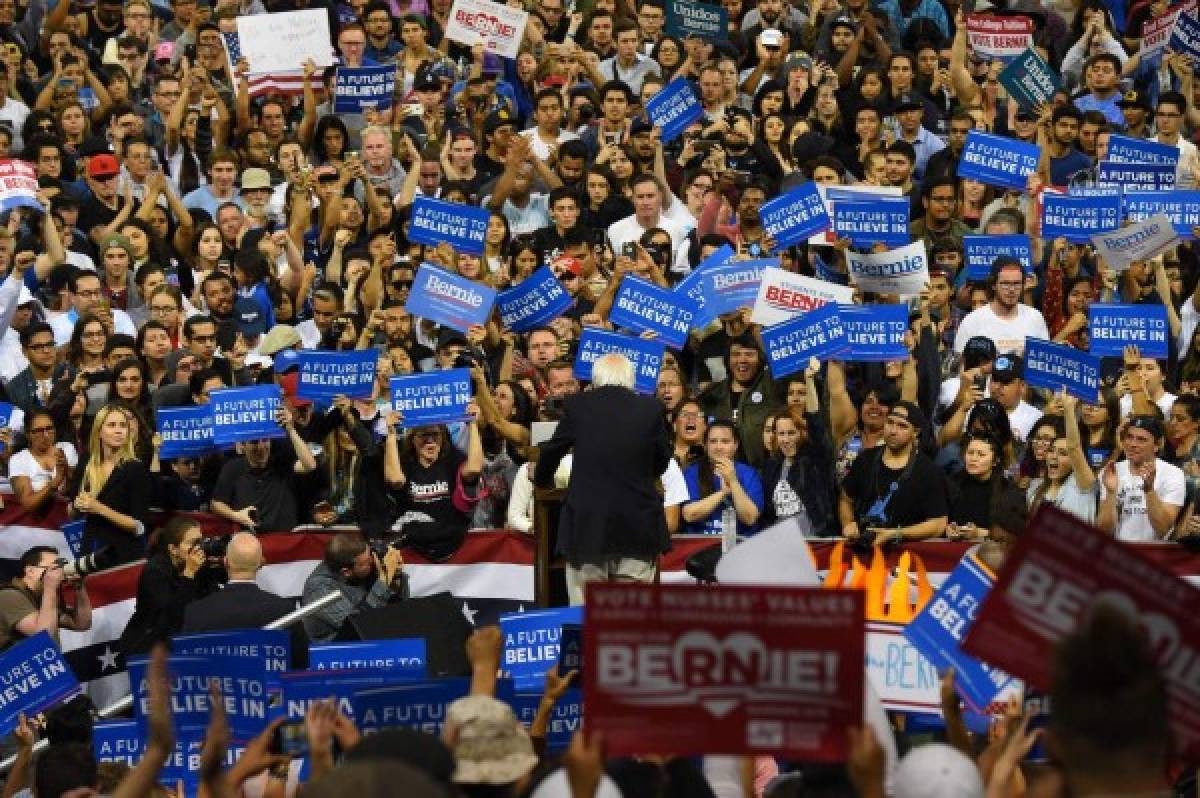 Sanders sorprende a Clinton en Oregón, pero empatan en Kentucky