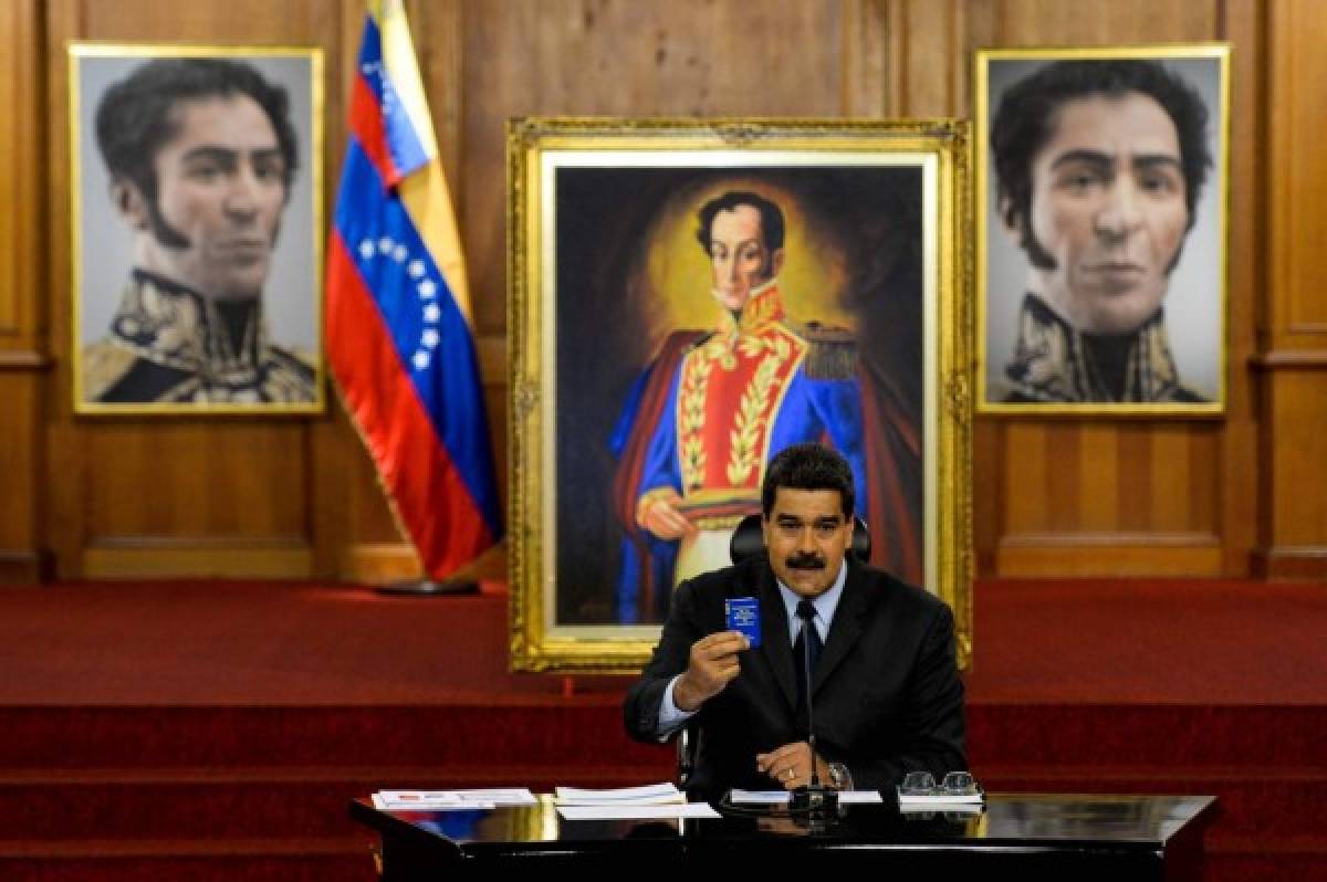 Maduro pide a Dios que Trump modifique política de EEUU hacia Venezuela