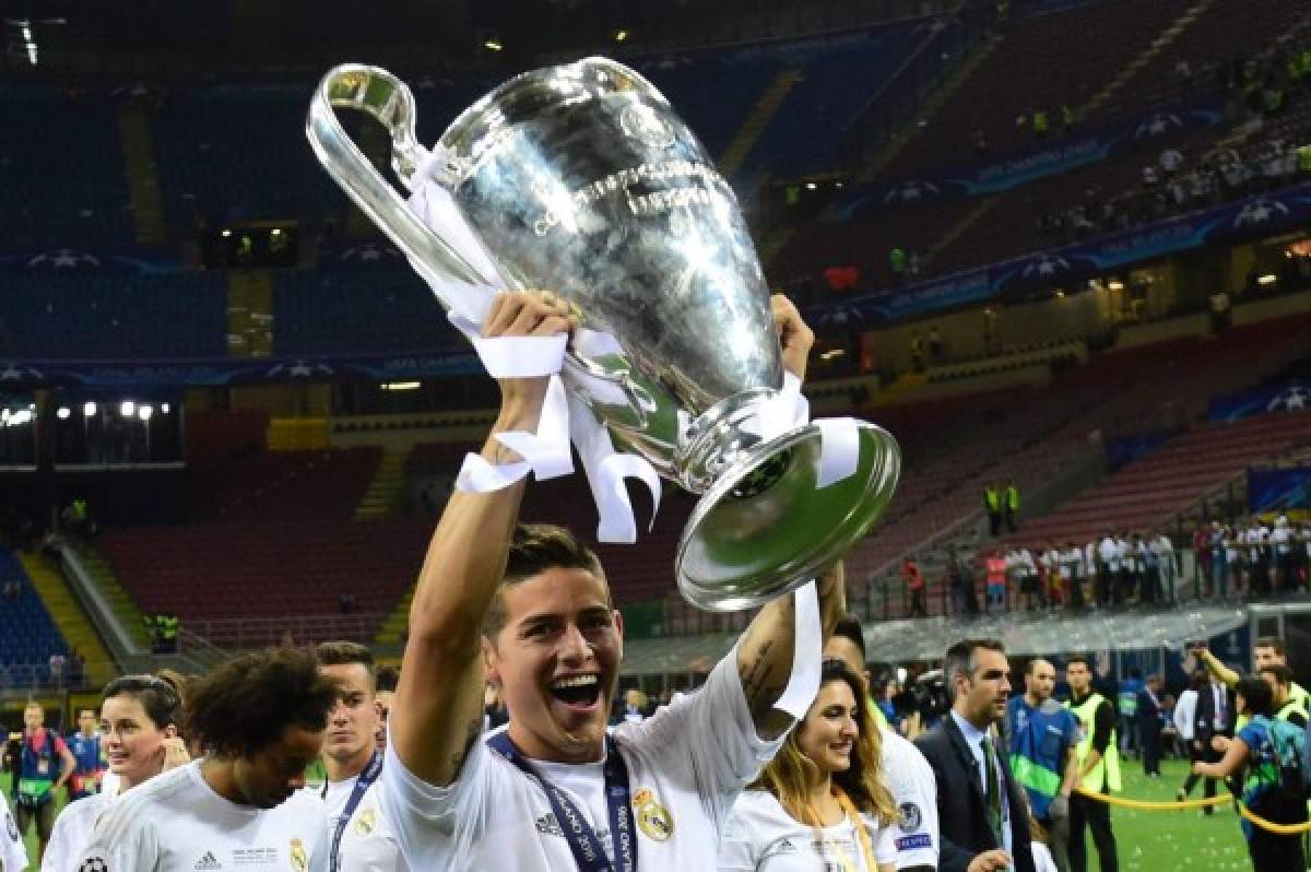 FOTOS: Jugadores del Real Madrid con la copa