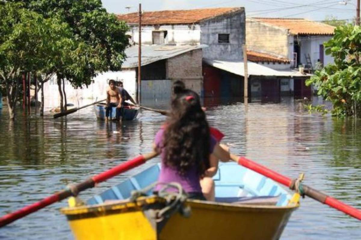 Declaran emergencia nacional por crecida de ríos en Paraguay   